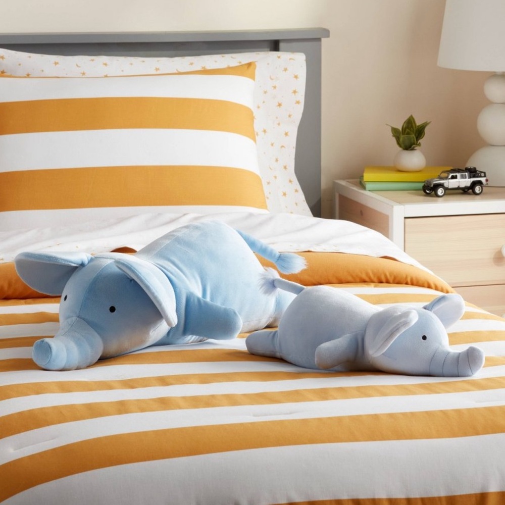 NWT Pillowfort Blue Elephant and Baby Weighted Blanket Plush kids’ throw pillow - Picture 2 of 4